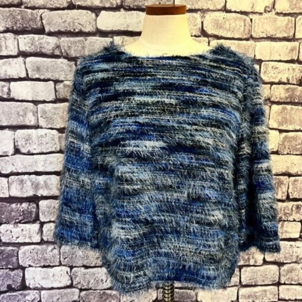 Vince Camuto Blue & White Pullover Sweater Size Medium